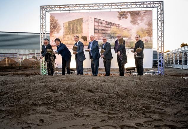 Spatenstich für das neue Parkhaus hip. (Foto: Stadtwerke Heidelberg/Sven Ehlers) Spatenstich für das neue Parkhaus hip.