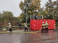 Stellen der Leiter ist Teil der Übung Die Leiter wird gestellt