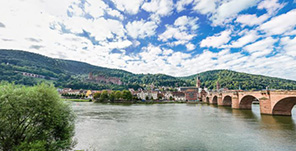 Die Alte Brücke in Heidelberg. (Foto: Fotostudio Purkhart)
